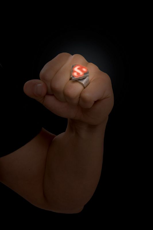 Superman™ Metal LED Ring - Click Image to Close
